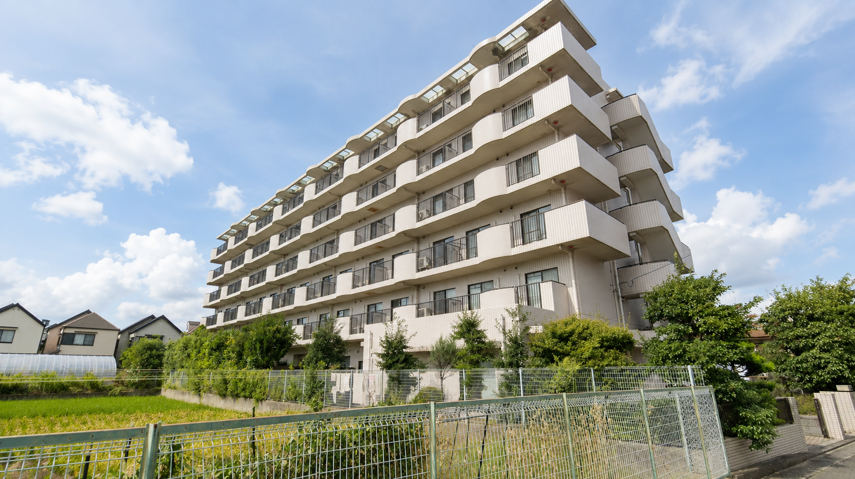 尼崎市水堂町　寮（100室）